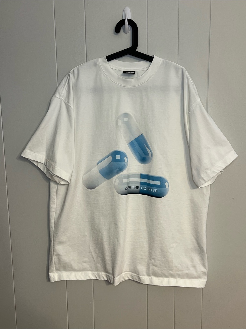 OTC OVER THE COUNTER‎ streetwear oversized white Pill graphic t-shirt Size XXL